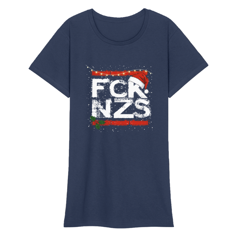 „Damen T-Shirt in Schwarz mit FCK NZS Weihnachtsdesign, Santa-Mütze und Holly-Dekor“
