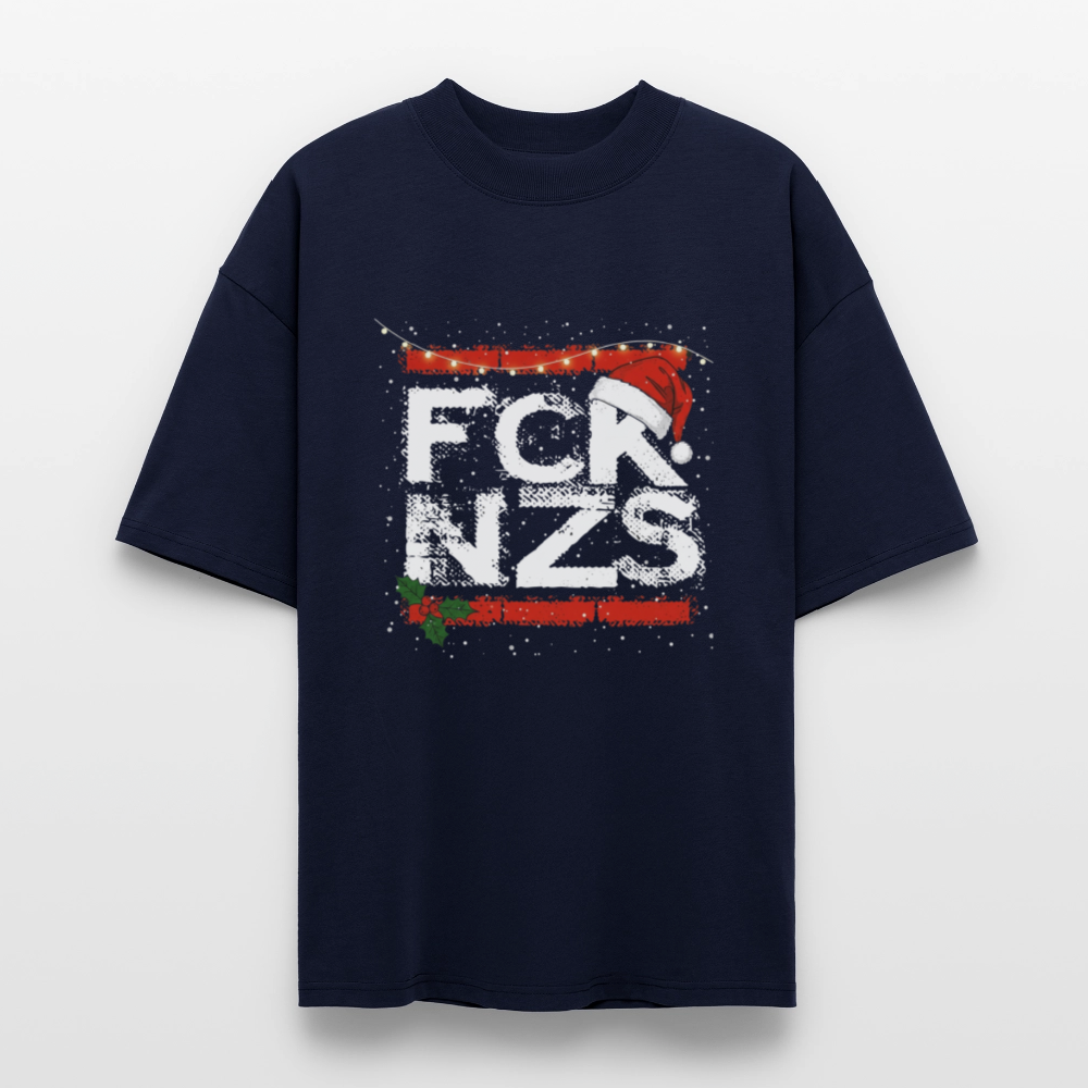 „Unisex Oversized Shirt aus Bio-Baumwolle mit FCK NZS Statement in Weihnachtsedition“

