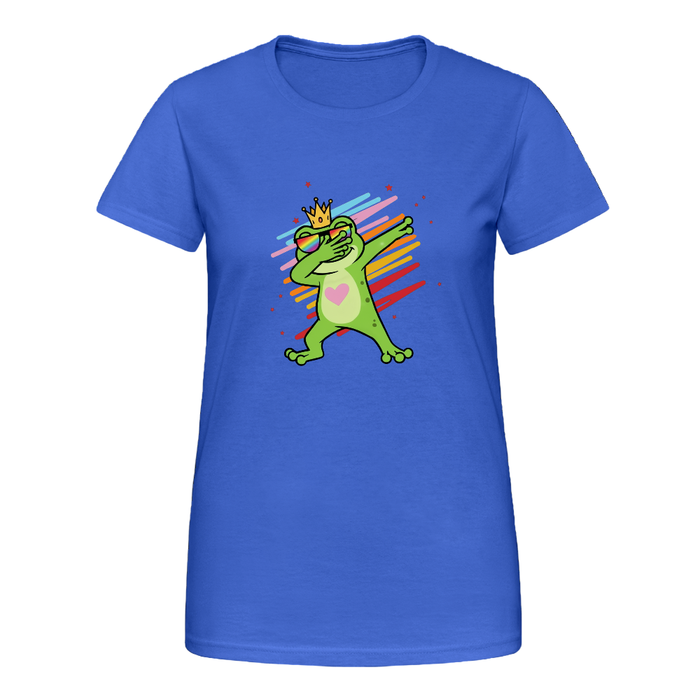  Königsblau Damen T-Shirt mit farbenfrohem Frontprint: Ein grüner Frosch mit goldener Krone, Regenbogenbrille und pinkem Herz auf der Brust zeigt eine Dab-Pose. Im Hintergrund verlaufen bunte Brush-Strokes in Rot, Gelb, Blau und Pink. Das Design wirkt verspielt, königlich und aktivistisch.