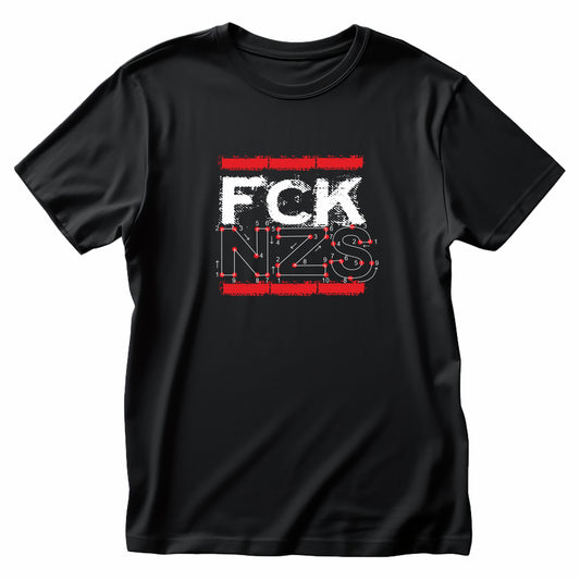 „Unisex T-Shirt mit Frontprint ‚FCK NZS – Zahlenbild‘, politisches Statement gegen Rechts. Schwarzes Shirt aus Bio-Baumwolle, Rundhalsausschnitt, hochwertiger Siebdruck, urbaner Style.“